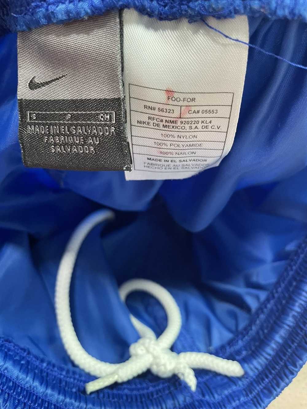 Nike Y2K Men’s Nike Nylon Shorts - image 6