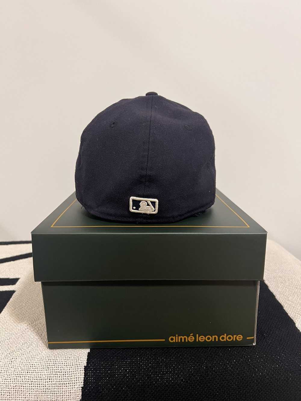 New Era Genuine MLB Nano Logo Fielder Ball Cap Ha… - image 3