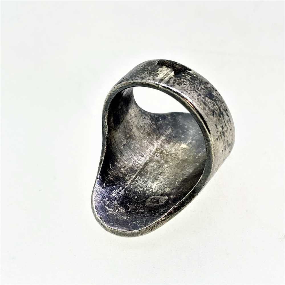 Sterling Silver Heavy Initial Ring Size 6 - image 5