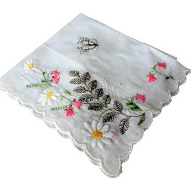 PRETTY Floral Embroidered Hankie,Vintage Handkerch