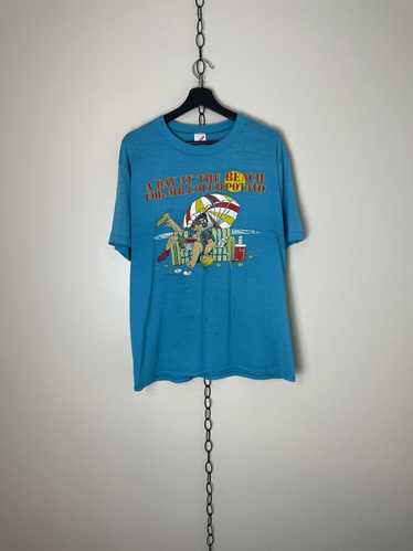 Tee × Vintage Vintage 1988 A Day At The Beach As A