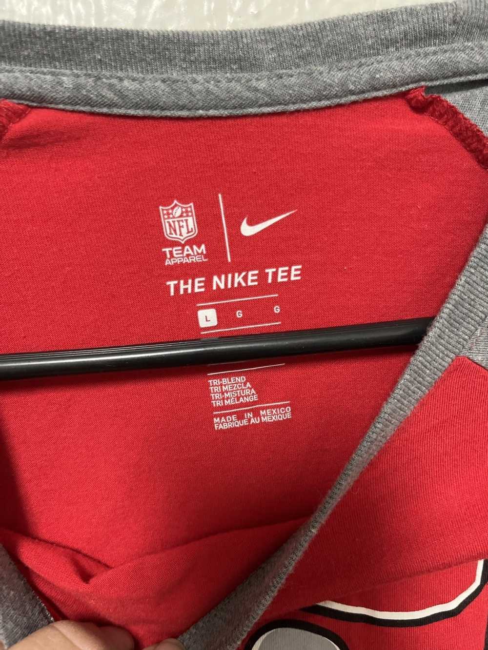 Nike Nike women’s Tampa Bay Buccaneers shirt size… - image 2