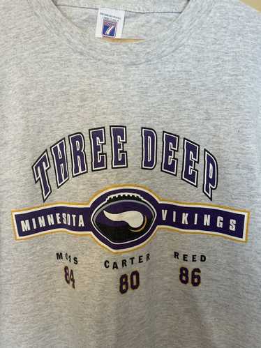 Logo 7 Vintage 90’s Minnesota Vikings ‘Three Deep’