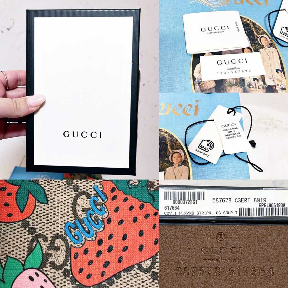 Gucci Leather purse - image 9