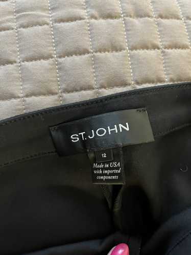 St. John Couture Black Cropped Pants