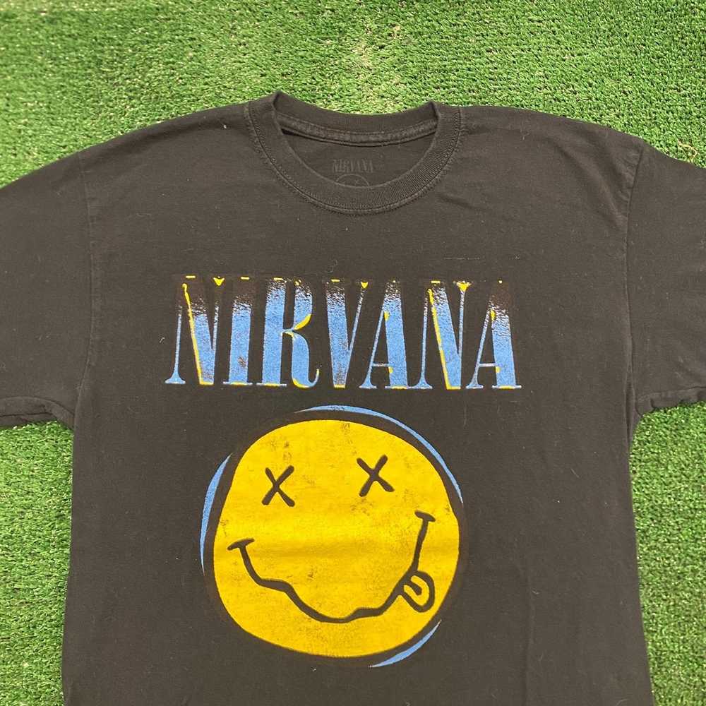 Band Tees × Nirvana × Streetwear Nirvana Smiley V… - image 2