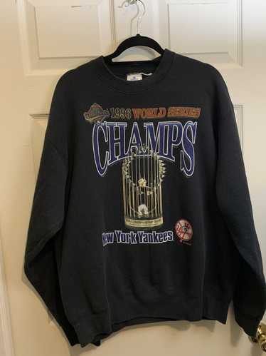 New York Yankees MLB 2000 World Series Champs Ring Vintage Shirt (L)