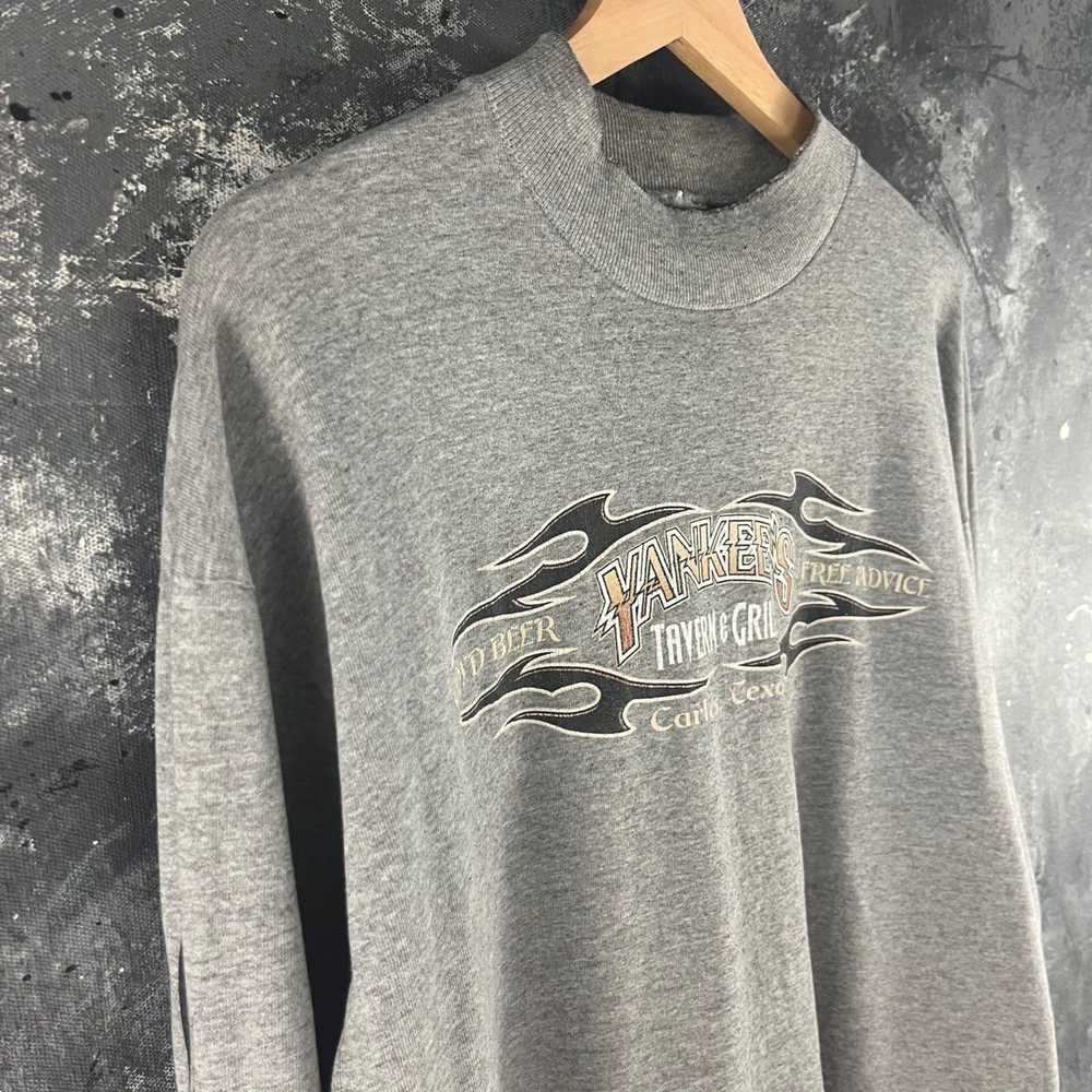 Vintage Vintage Y2K Yankees Tavern long sleeve - image 3