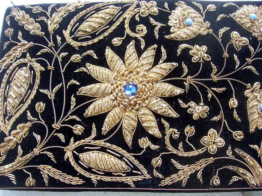 Embroidered evening purse with Zardozi embroidery… - image 6