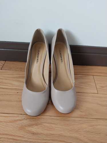 Other Cityclassified Nude/cream colored low heels… - image 1