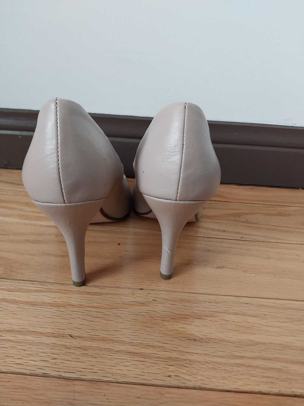 Other Cityclassified Nude/cream colored low heels… - image 3