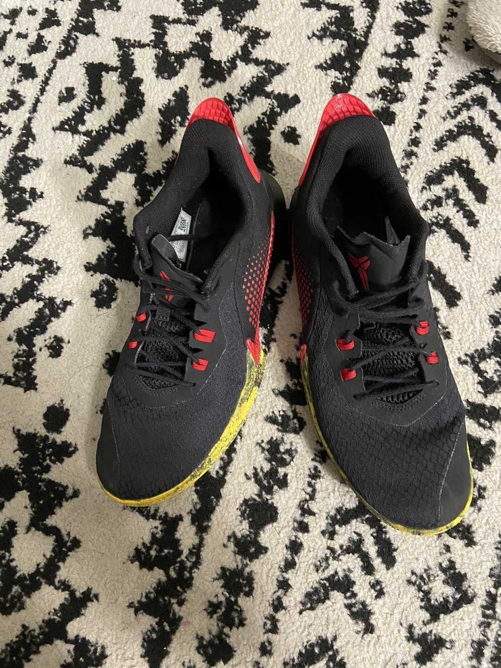 nike mamba bruce lee