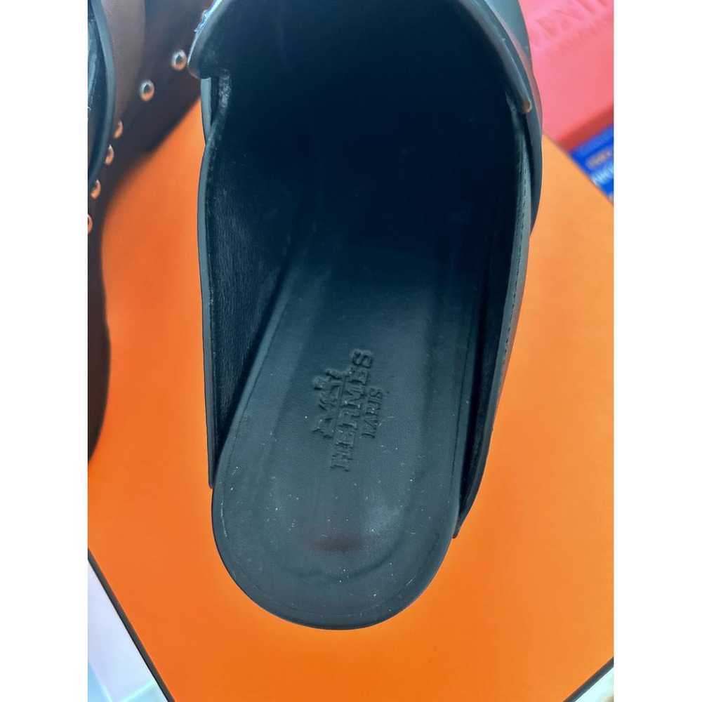 Hermès Calya leather mules & clogs - image 5