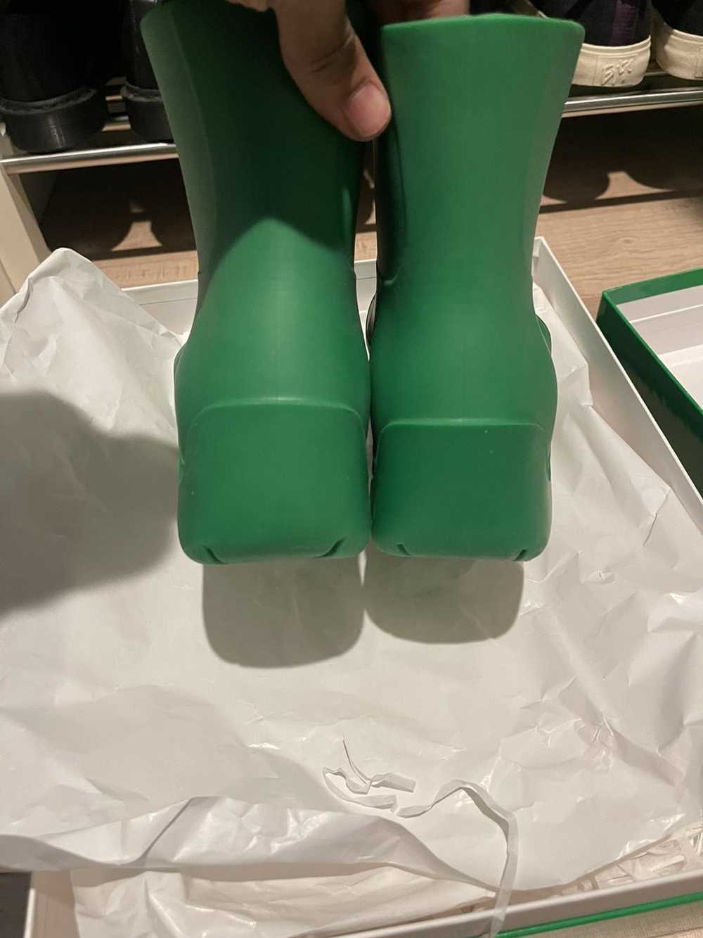 Bottega Veneta Bottega Veneta green Puddle boots - image 6