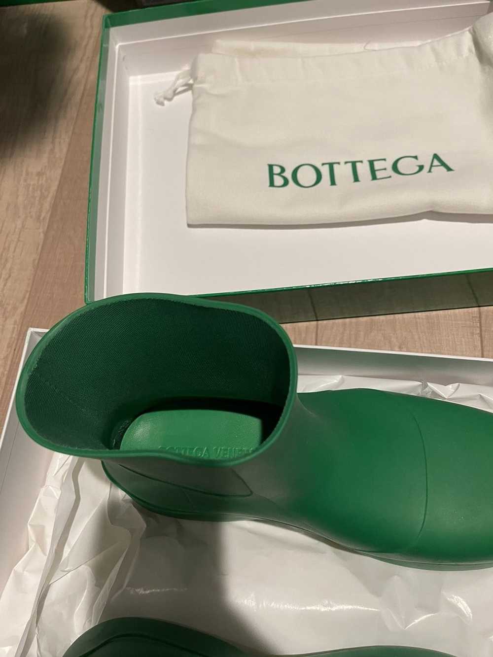 Bottega Veneta Bottega Veneta green Puddle boots - image 7