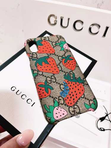 Gucci Authentic Gucci GG Limited Strawberry Iphone