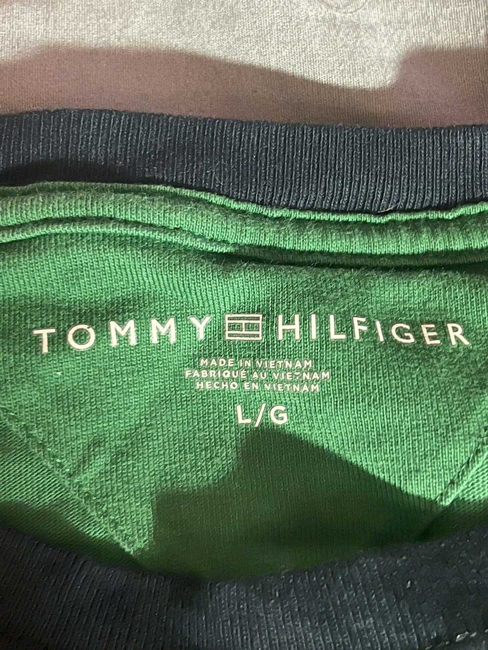 Tommy Hilfiger × Vintage Tommy Hilfiger Tee L - image 2