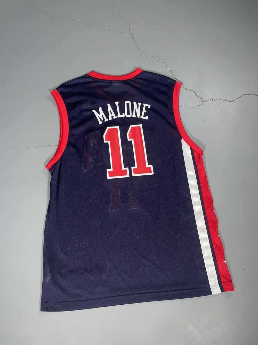 Vintage Reebok NBA Los Angeles Lakers Karl Malone #11 Jersey Size