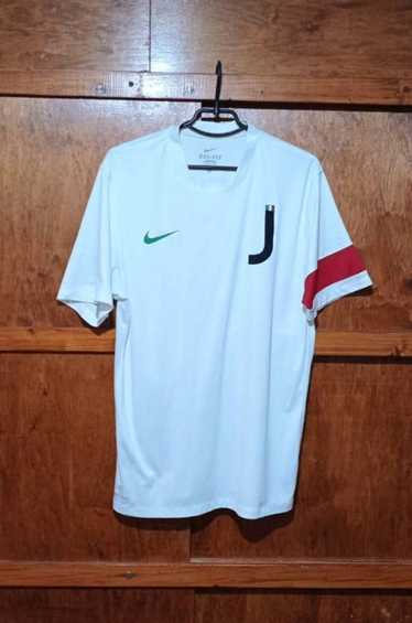 Nike × Soccer Jersey × Vintage Nike Juventus FC T-