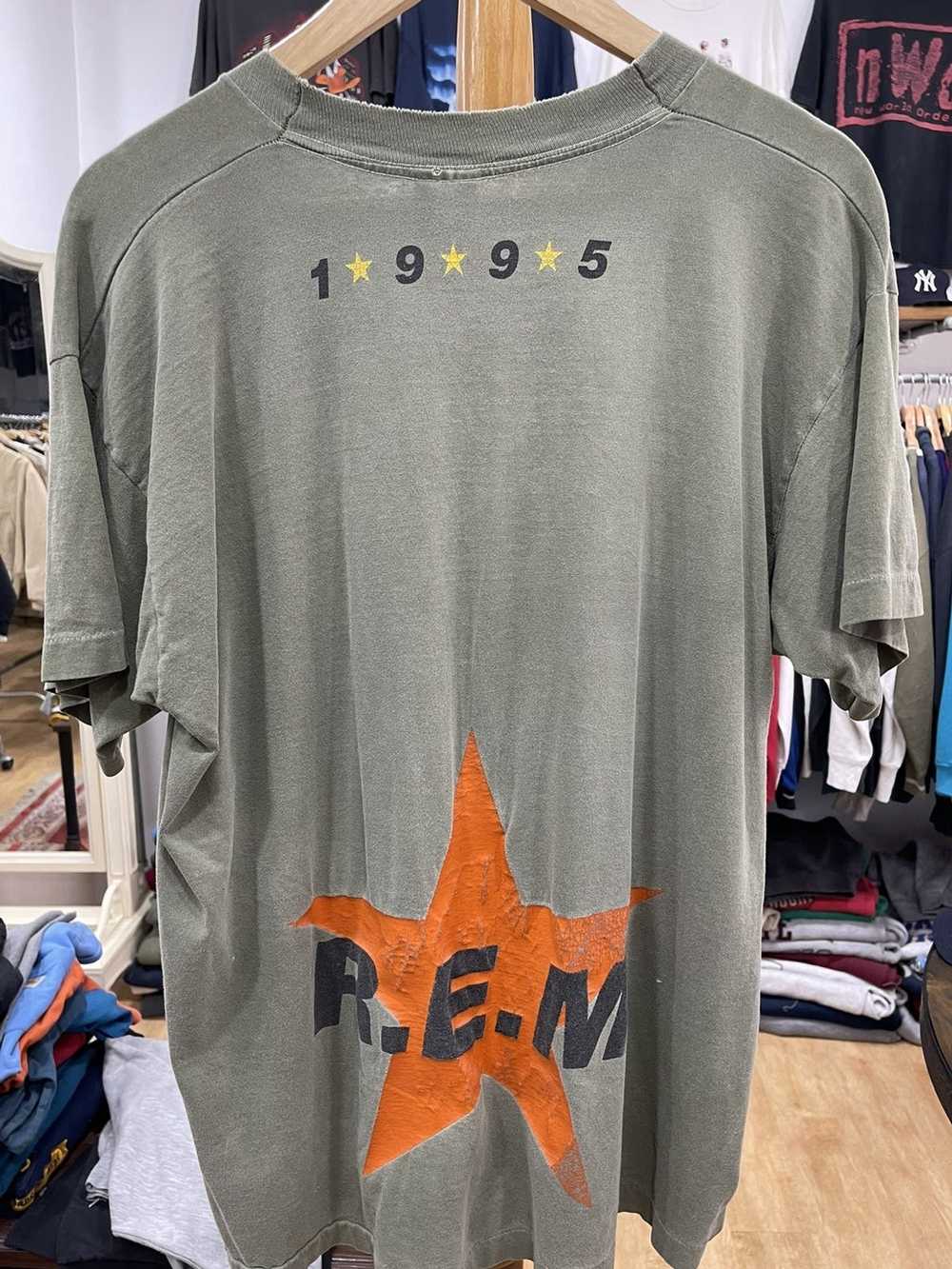 R.E.M. × Vintage vintage 1995 REM Monster Star Sh… - image 6