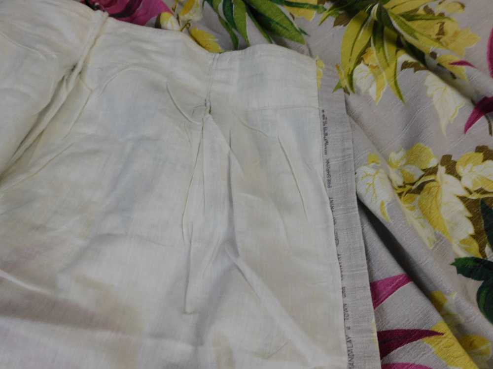 3 Vintage 1940s Grey Floral Barkcloth Fabric Curt… - image 11