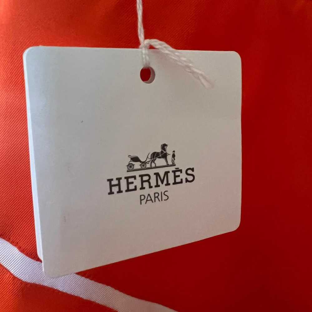 Hermès Silk mid-length dress - image 4