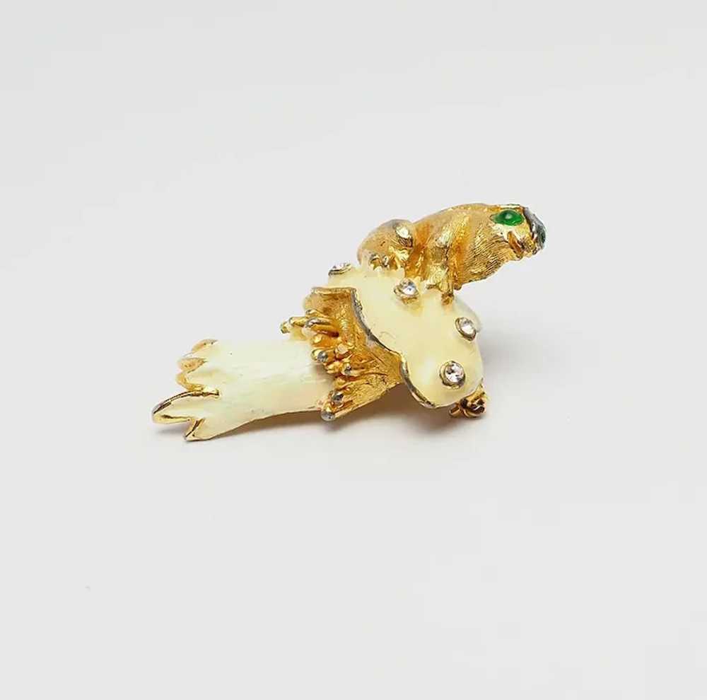 Rare vintage gold tone metal enamel Frog on Mushr… - image 2