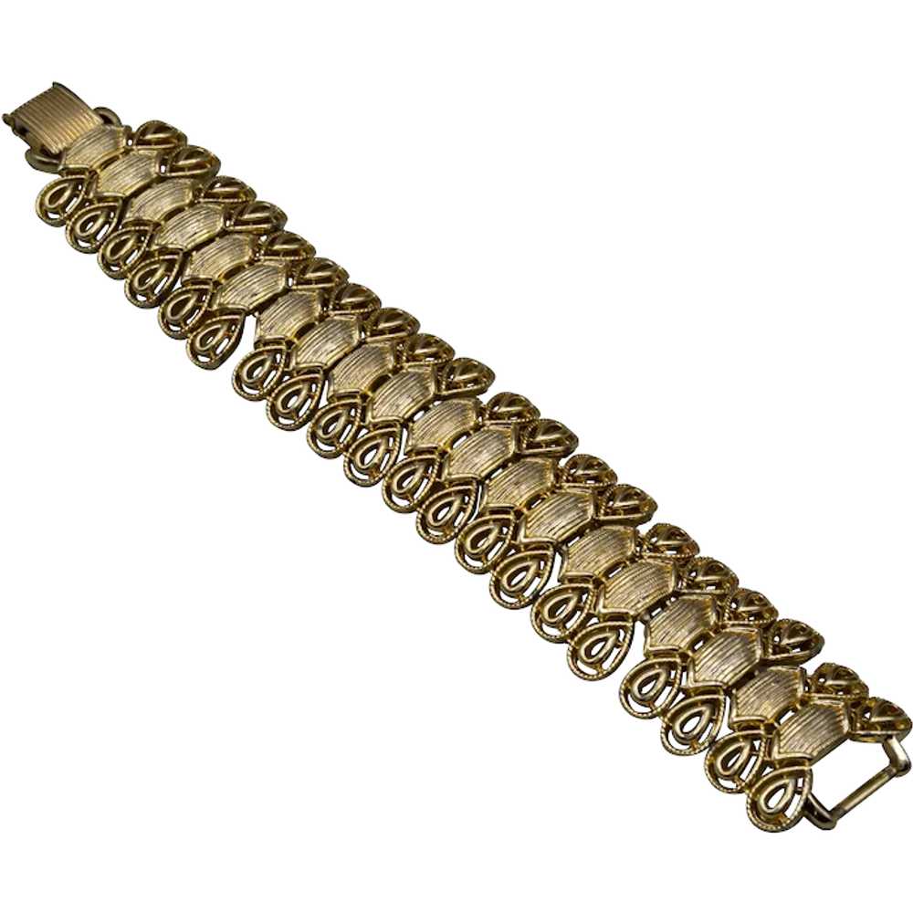 Coro Bracelet - Wide Bright Goldtone Links - image 1