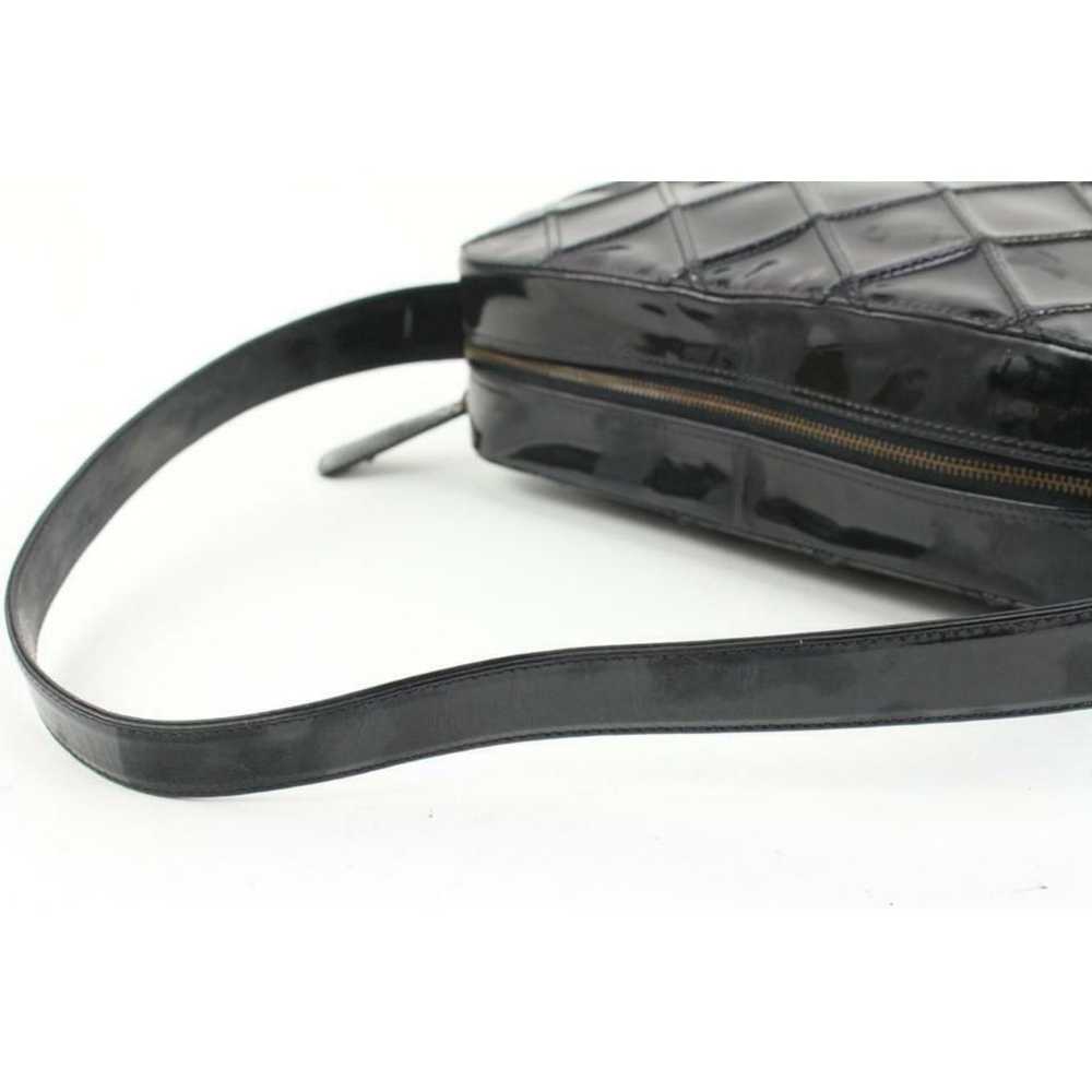 Chanel Patent leather handbag - image 3