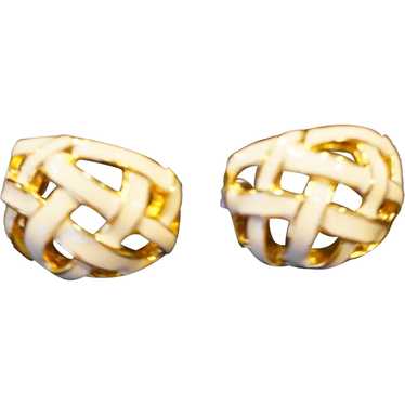 Cream Enamel Gold Tone Basketweave Earrings Post B