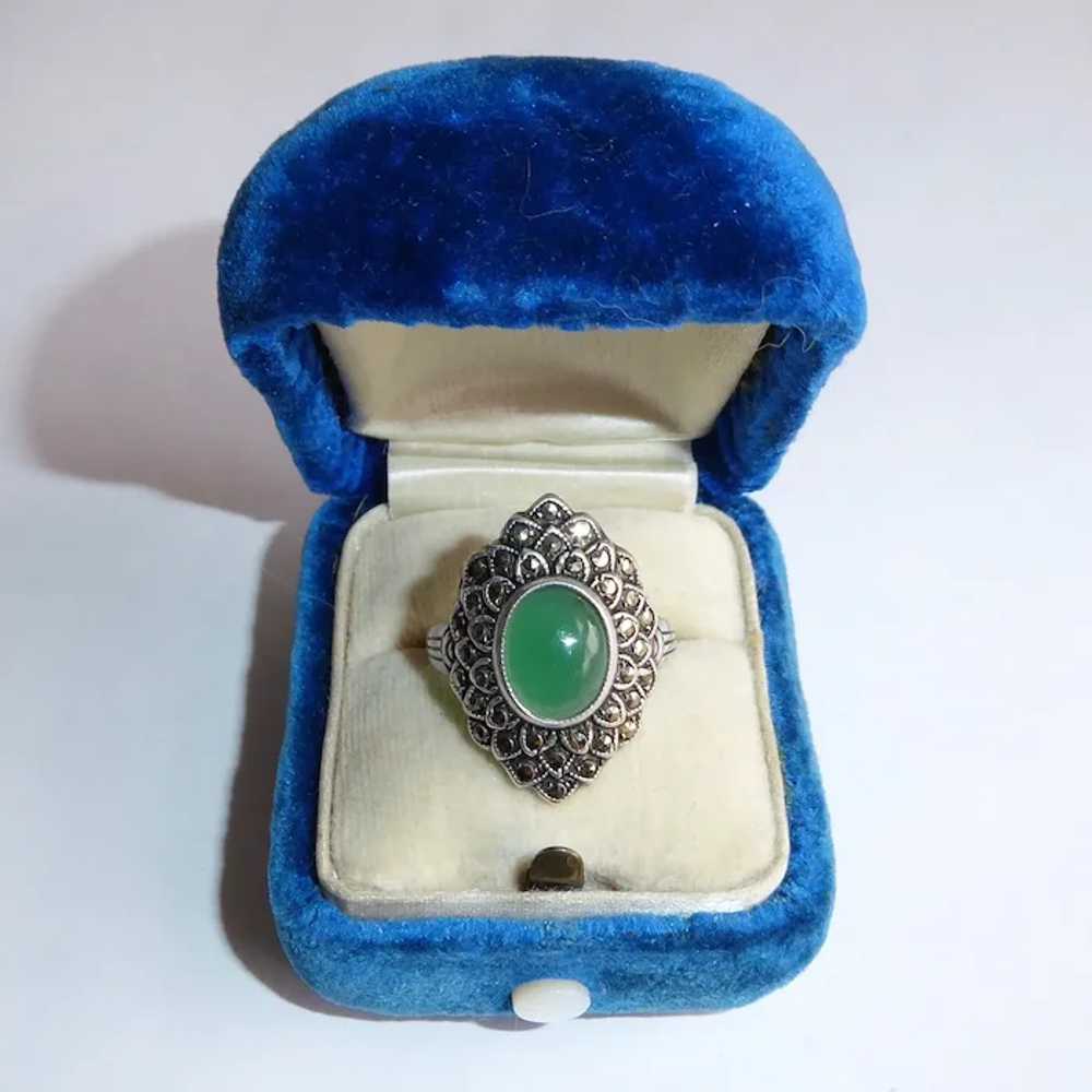 Art Deco Sterling Marcasite & Chrysoprase Ring - image 4