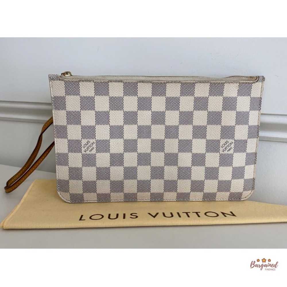 Louis Vuitton Pochette Accessoire clutch bag - image 10
