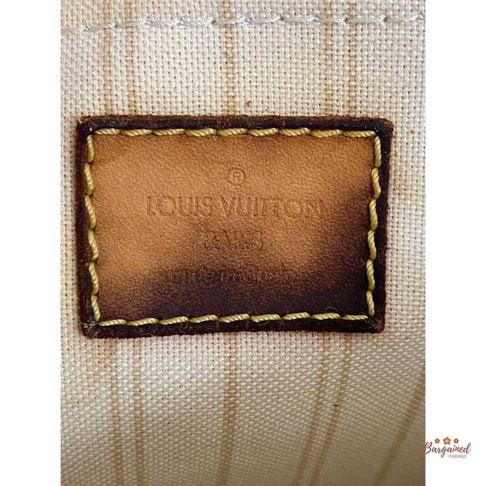 Louis Vuitton Pochette Accessoire clutch bag - image 3
