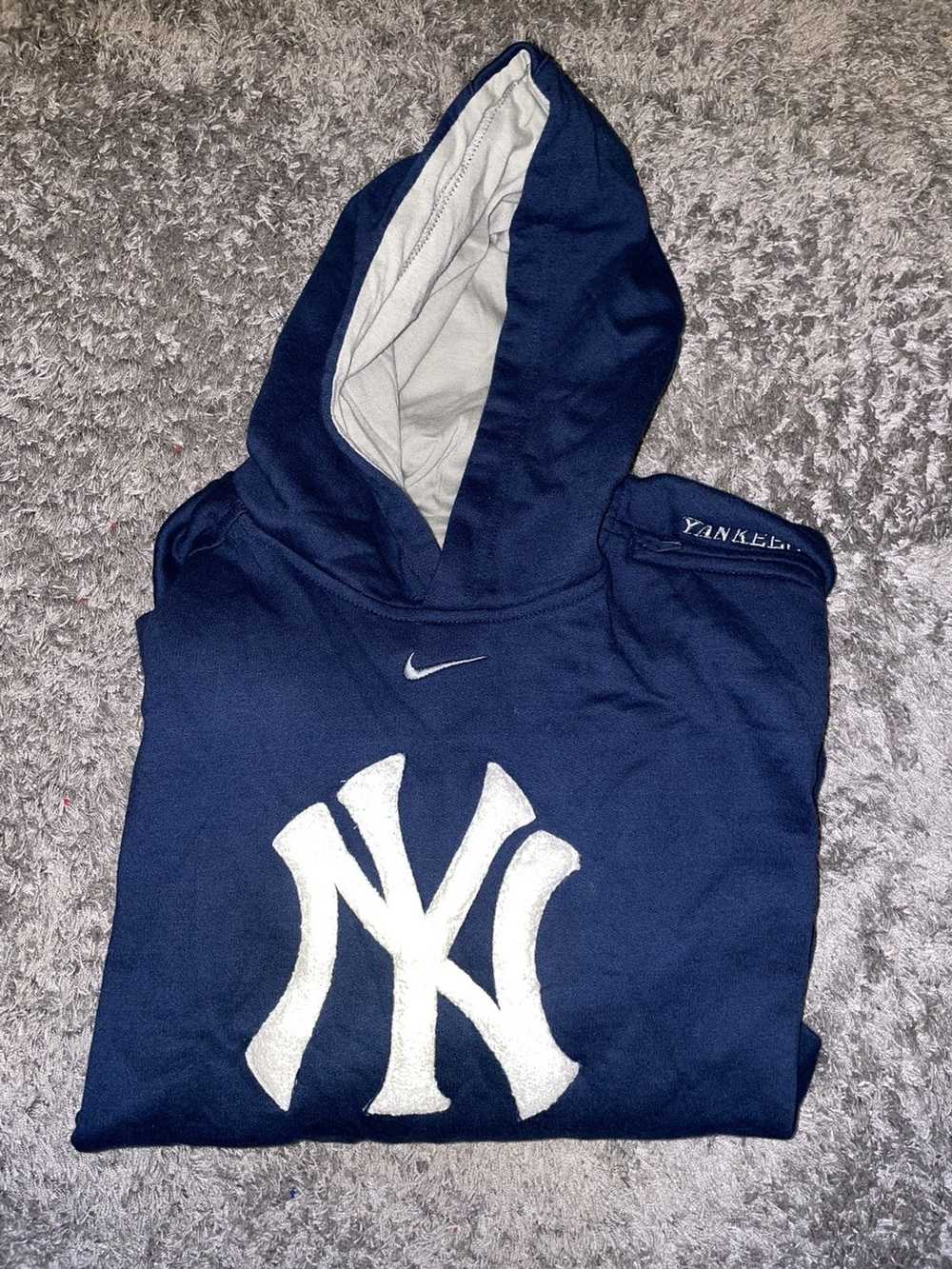 Nike New York Yankees Center Nike Swoosh Hoodie - image 4