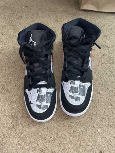 Jordan Brand Jordan 1 mid newspaper air times