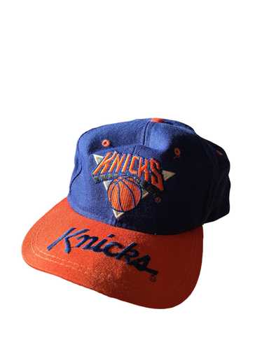 RARE VINTAGE NEW YORK KNICKS GRAFFITI SNAPBACK - Primetime