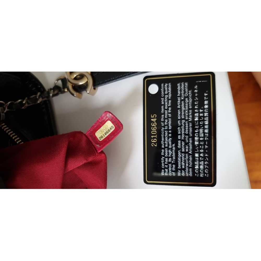 Chanel Gabrielle leather crossbody bag - image 2