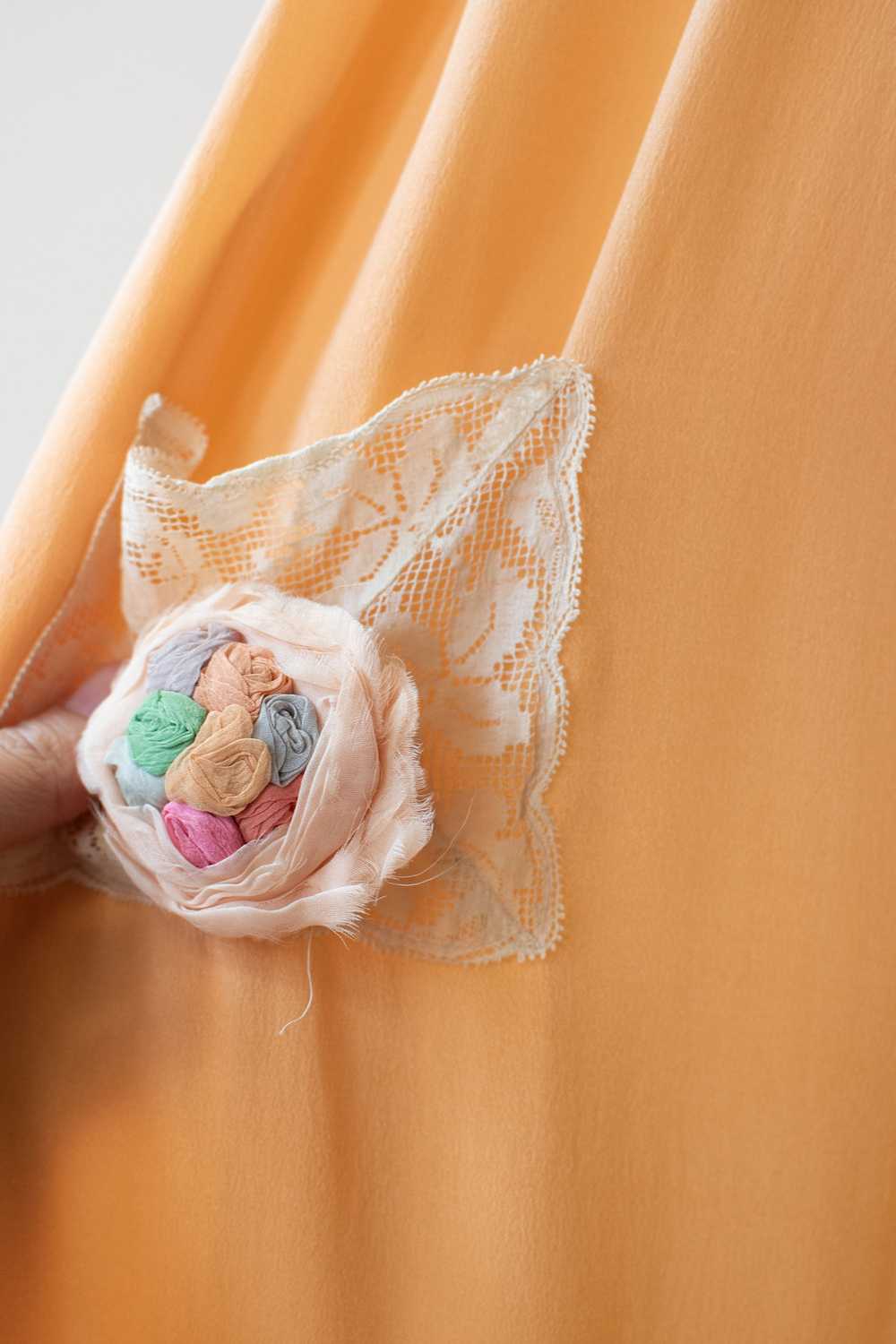 1920s Peach Silk Nightgown - image 5