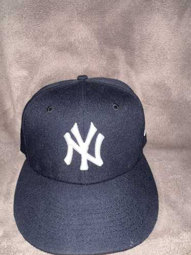 New Era New York Yankees Hat 7 1/4 - image 1