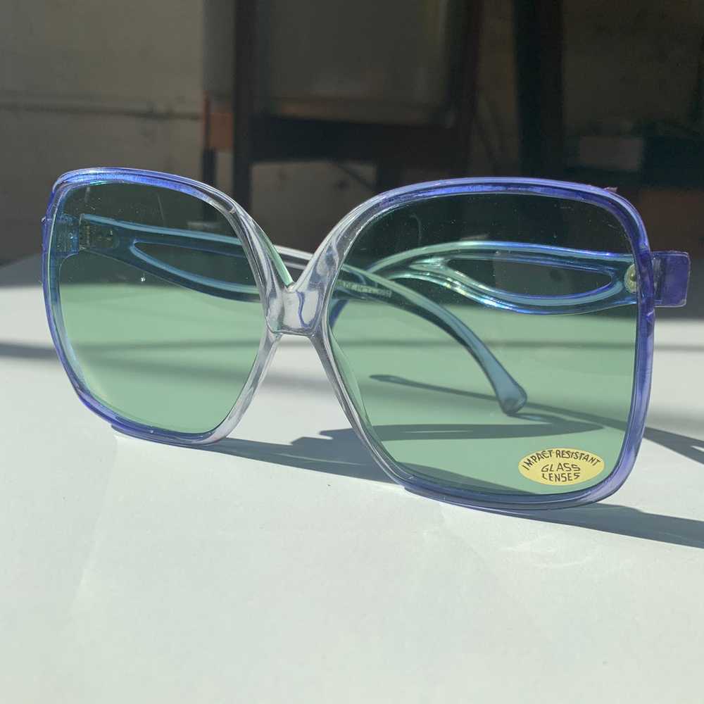 1960s-70s Deadstock Translucent Blue & Clear Over… - image 3