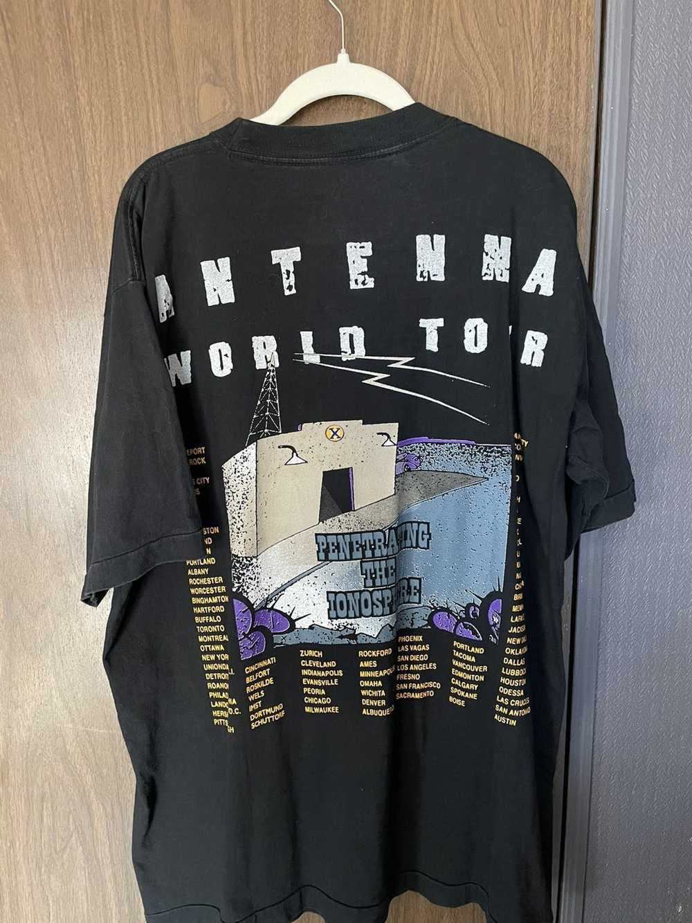 Vintage ZZ Top Antena World tour Tshirt - image 2