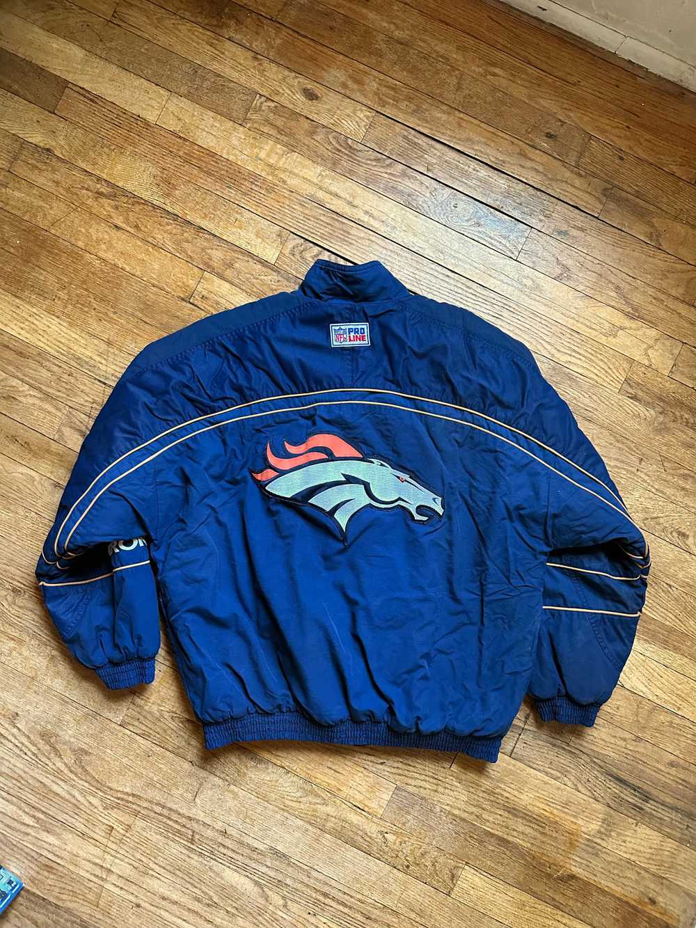 Denver Broncos 90's Nike Puffer Jacket - image 1