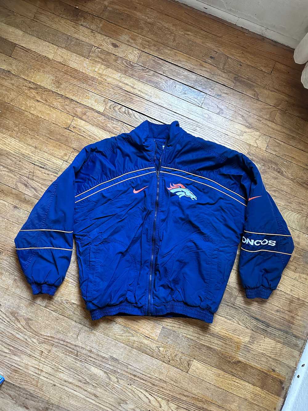 Denver Broncos 90's Nike Puffer Jacket - image 2