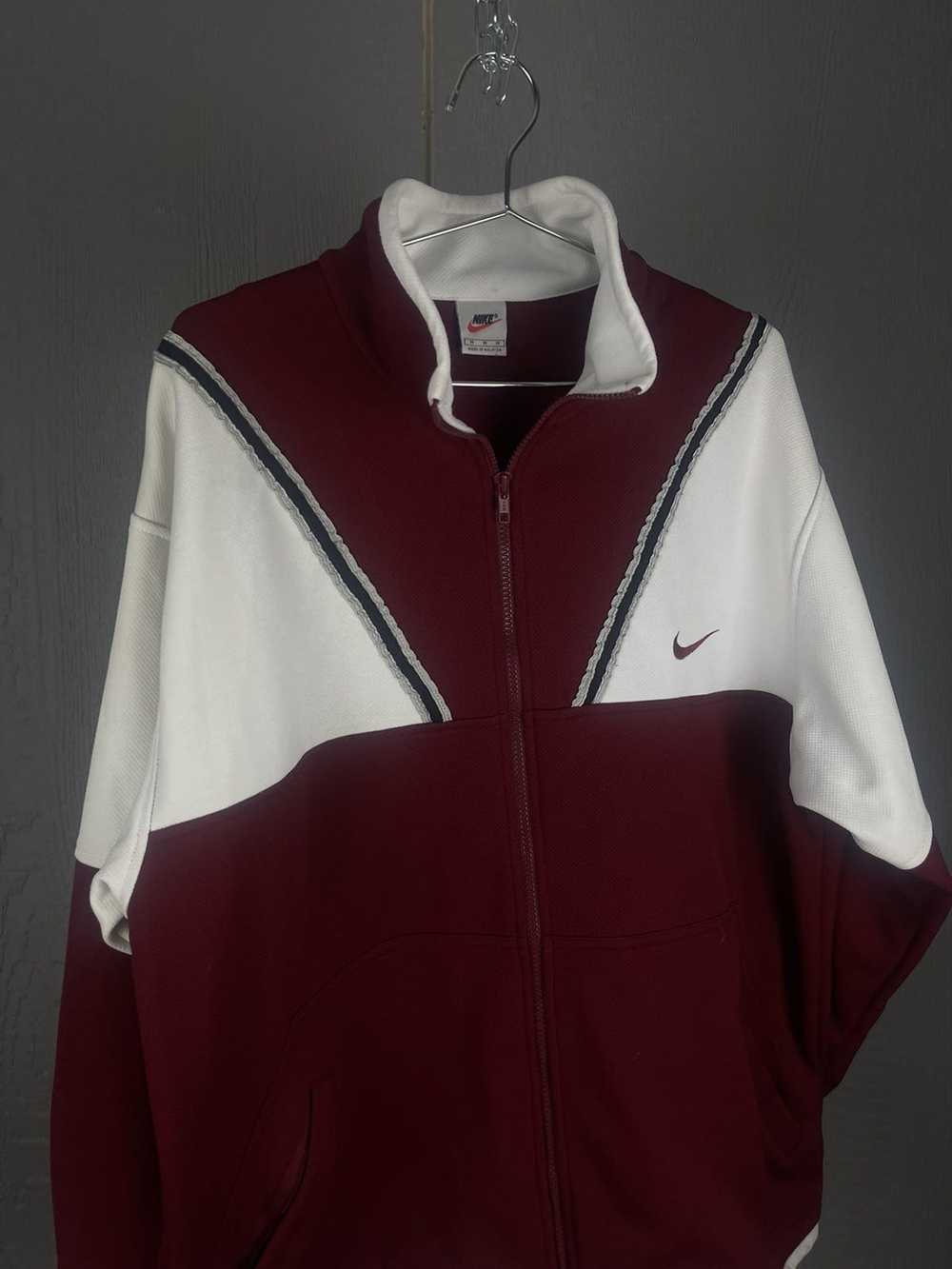 Nike × Vintage Vintage 90s Burgundy Two Toned Ful… - image 2