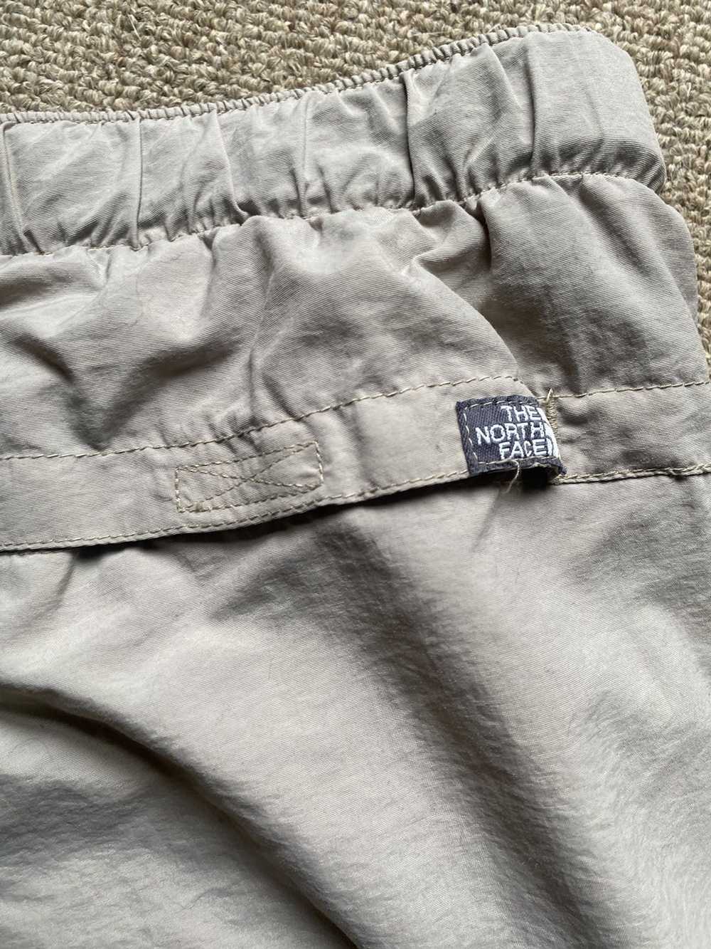 The North Face North face beige shorts xl - image 4