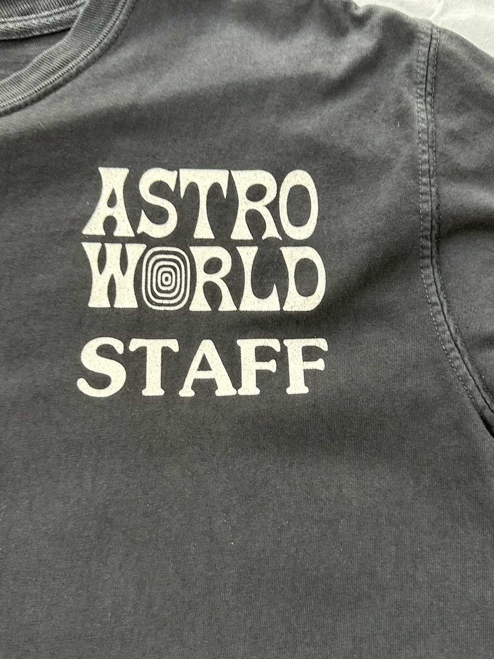 Travis Scott Travis Scott Astroworld 2018 Staff T - image 2