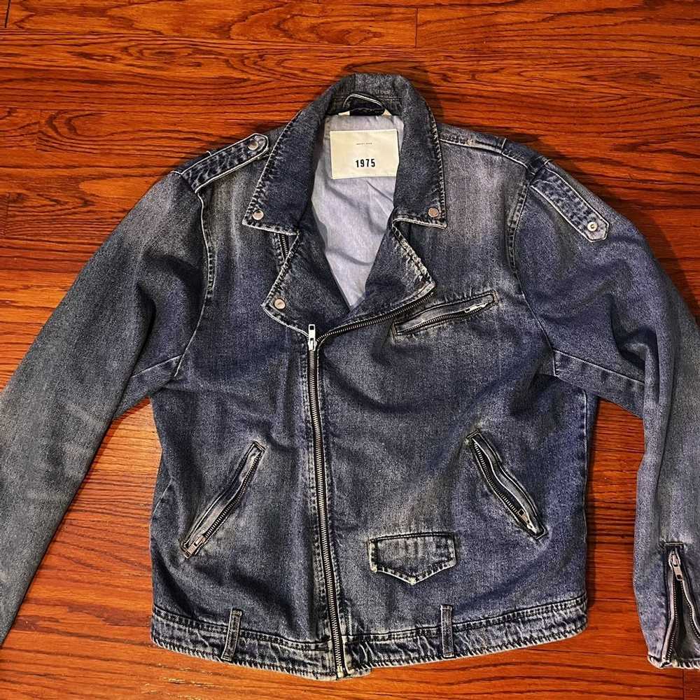 Denim Jacket × The 1975 × Vintage Y2K Denim jacket. - Gem