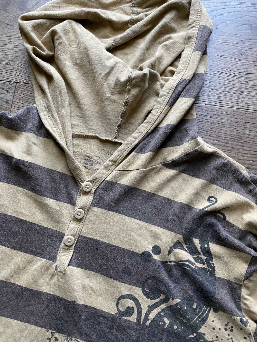 Vintage black and yellow stripped cakbon hoodie - image 4