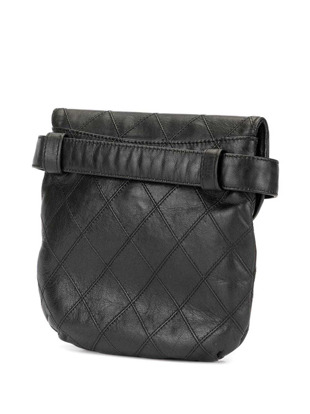 CHANEL Pre-Owned flap belt bag - Black - image 3