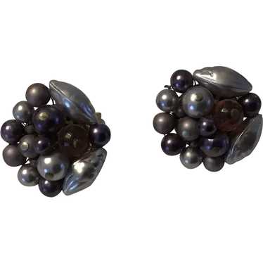 Vintage Clip on Bead Cluster Earrings Plum and Si… - image 1